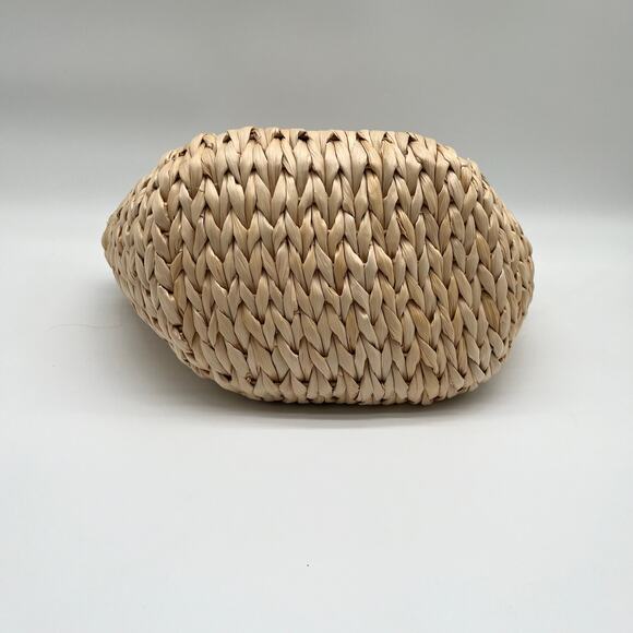 Straw Tote Bag with Wooden Beaded Handles "Picnic Style" - Picture 6 of 9